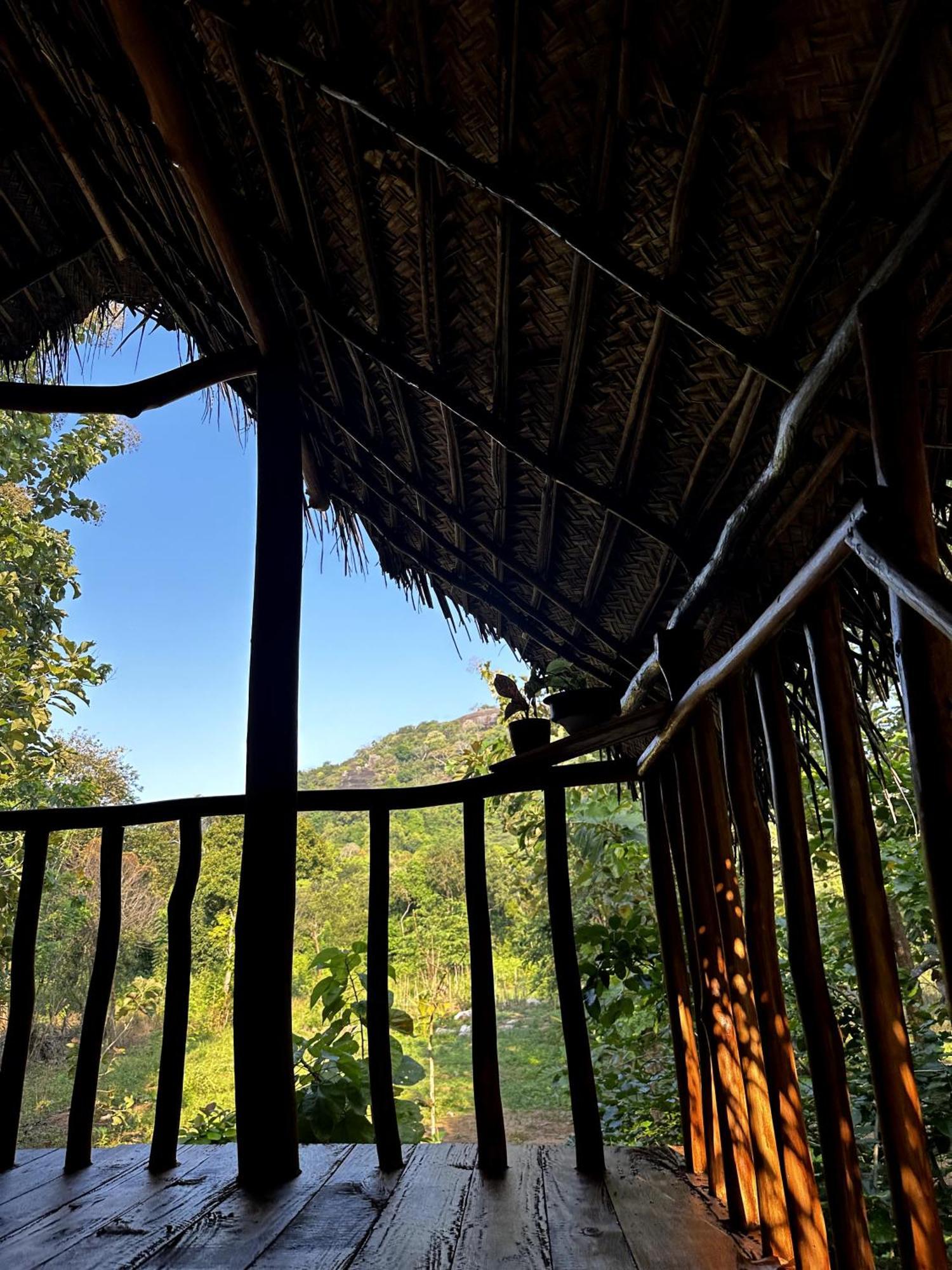 シギリヤPidurangala View Treehouseアパートメント エクステリア 写真
